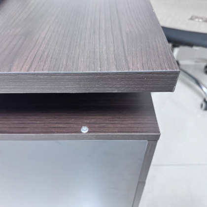 مكتب دراسي فاخر مع دفة وجرار am-57
