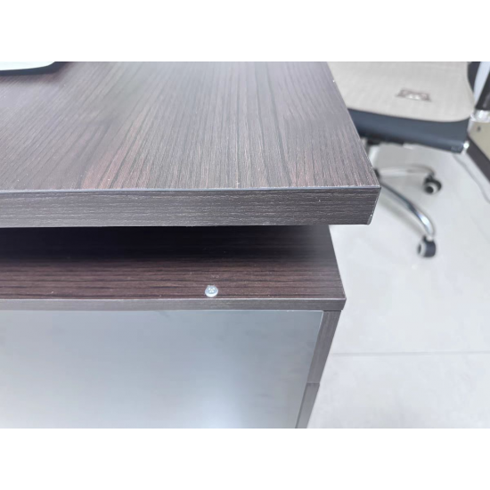 مكتب دراسي فاخر مع دفة وجرار am-57