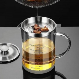 وعاء لحفظ الزيت مع مصفاة سعة 1200 ملم وعاء لحفظ الزيت مع مصفاة سعة 1200 ملم