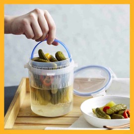 حافظة مخللات مع مصفاة 1.5 لتر حافظة مخللات مع مصفاة 1.5 لتر