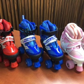 حذاء سكيت للاطفال بعدة الوان مختلفة