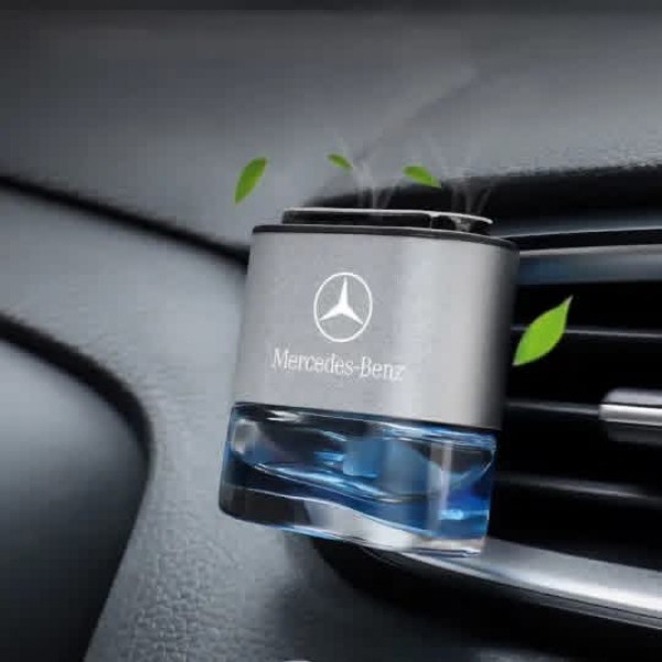 معطر للسيارة بتصميم حديث يثبت على التابلو معطر للسيارة بتصميم حديث يثبت على التابلو