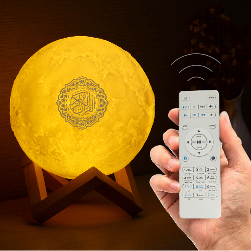 القمر المضئ للقرآن الكريم بصوت مشاهير القراء القمر المضئ للقرآن الكريم بصوت مشاهير القراء