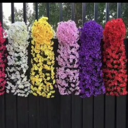 شلال ورد بشكل انيق 