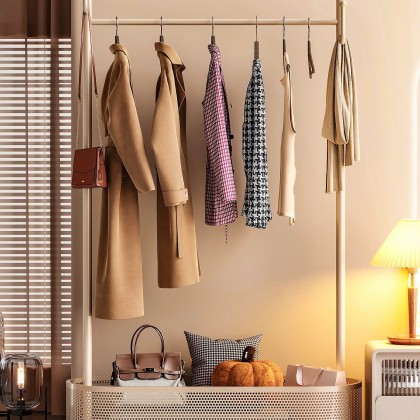 علاقة ملابس معدنية مع عجلات  CD-31